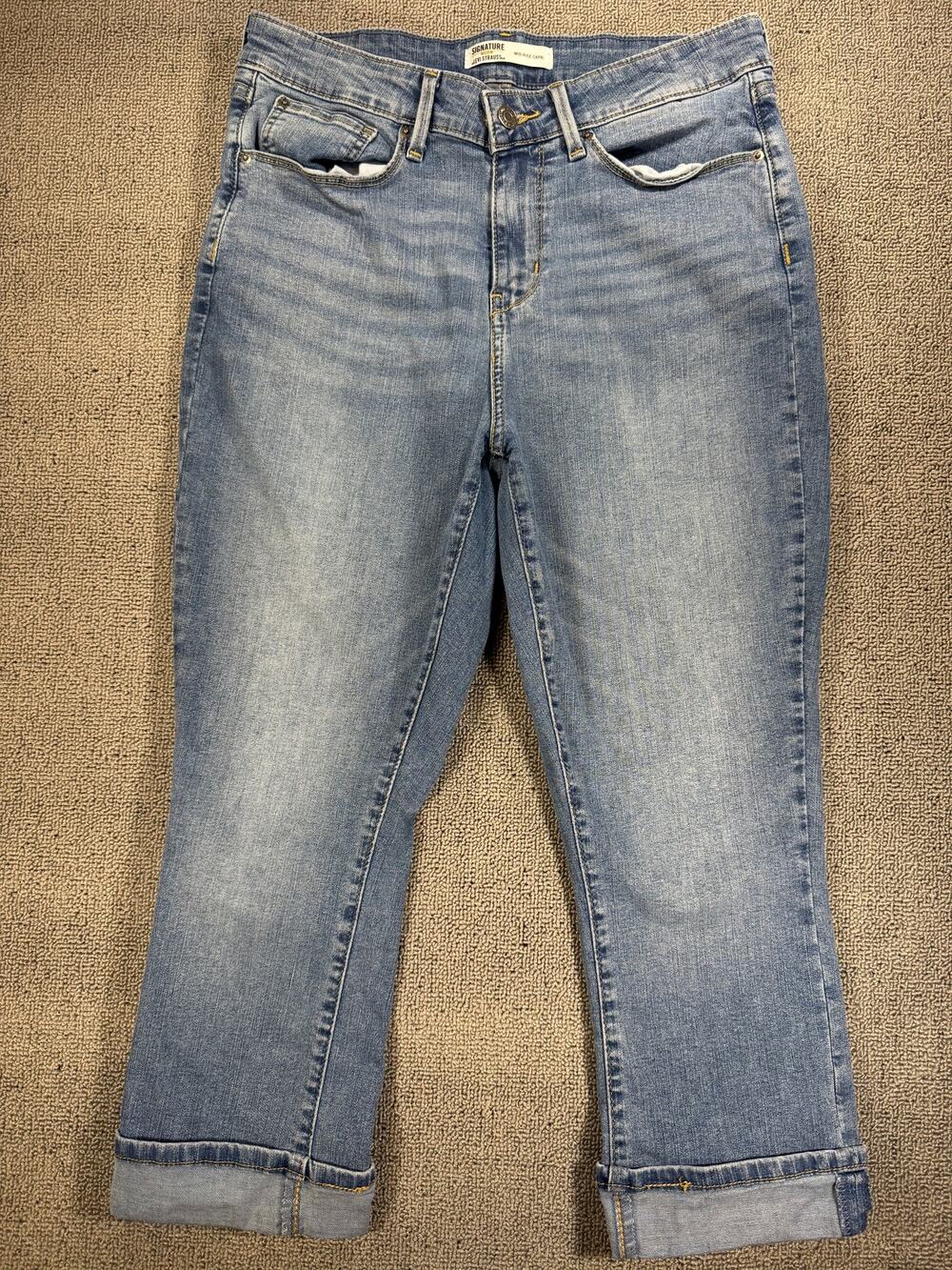 Levi Strauss Signature Gold Women’s Mid Rise Denim Capri Jeans Stretch 29x20